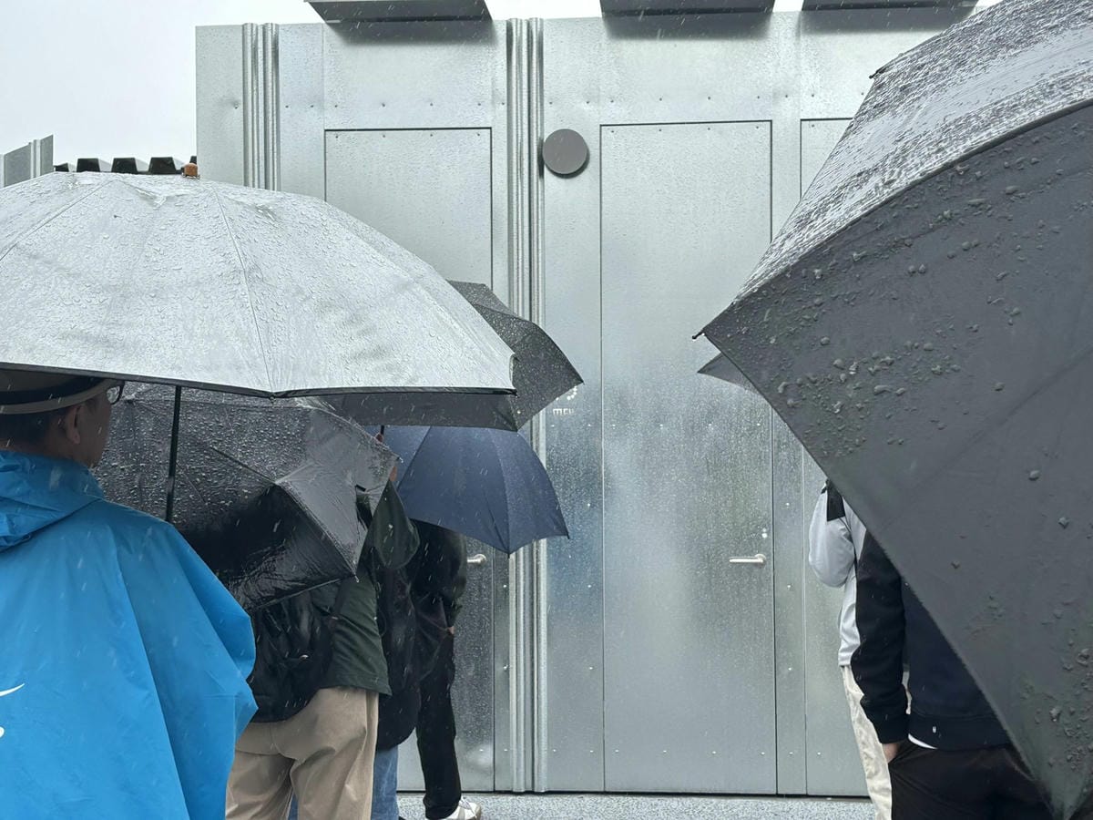 「不同出入口、抽象提示燈」世博廁所超雷設計頻損壞