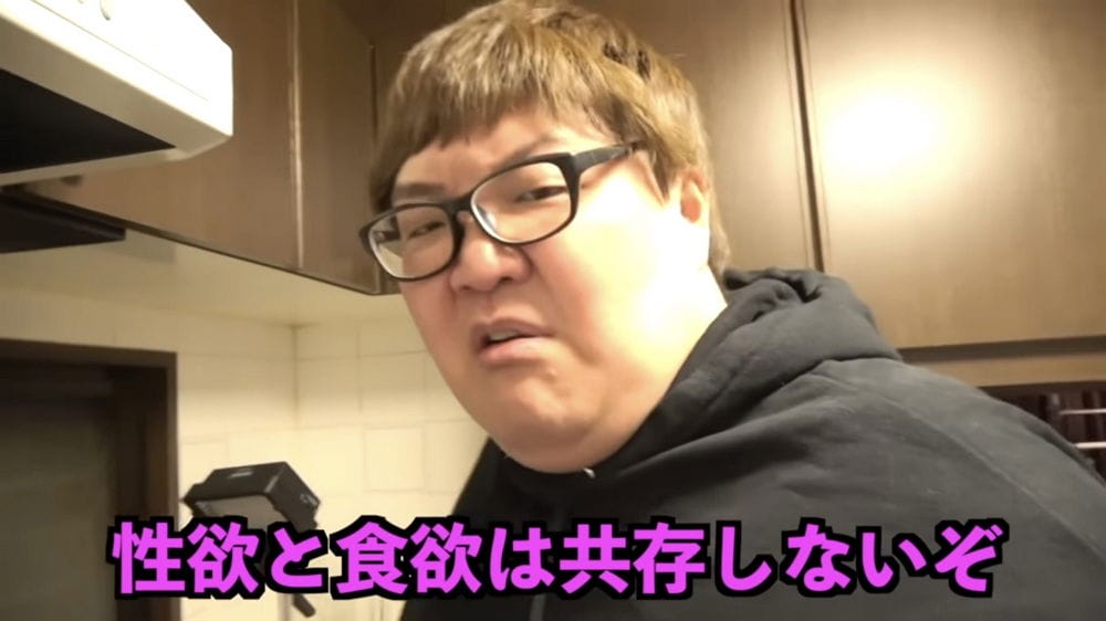 滿足男性欲望 肉 ! 酒 ! 女 ! 兔女郎燒肉難波火辣開幕