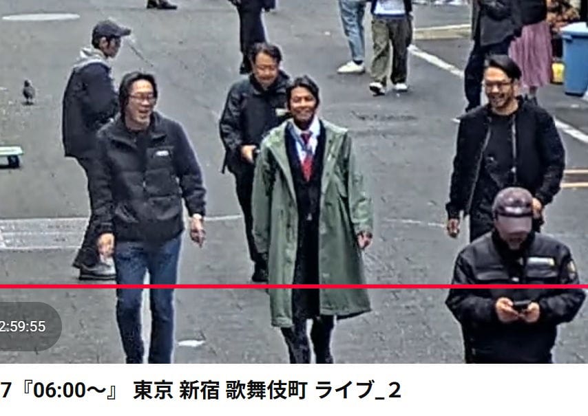 400人狂追青島 ! 歌舞伎町直播捕捉<大搜查線>拍新片 - 第2張圖 400人狂追青島 ! 歌舞伎町直播捕捉<大搜查線>拍新片
