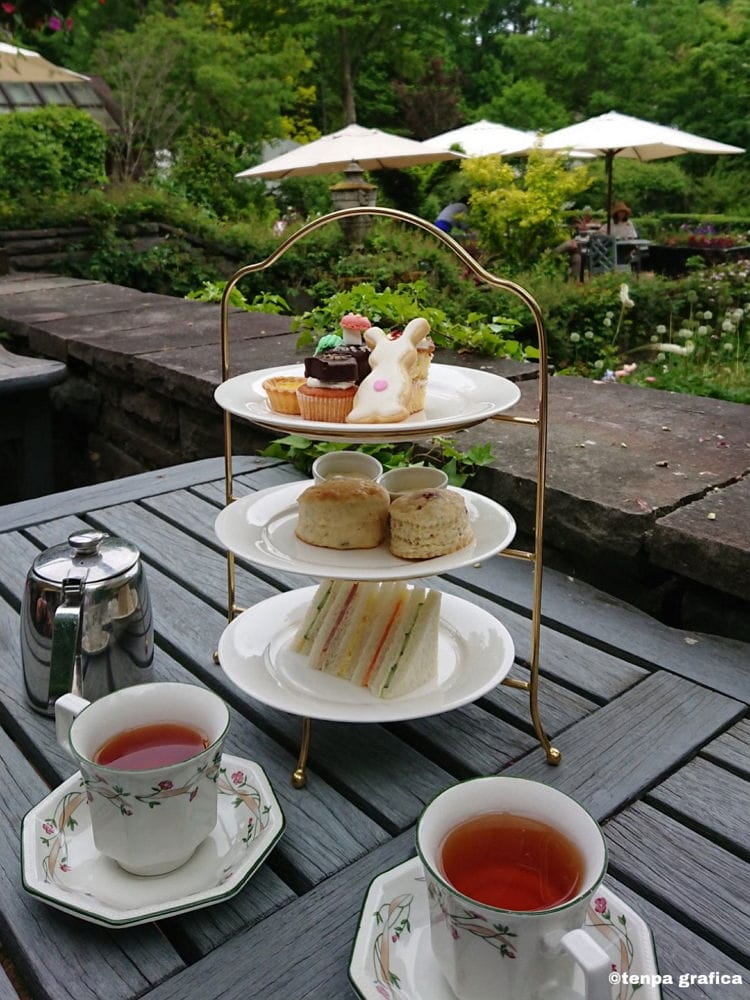 世博英國館下午茶吃出一肚火傻見「紙杯、內容縮水」