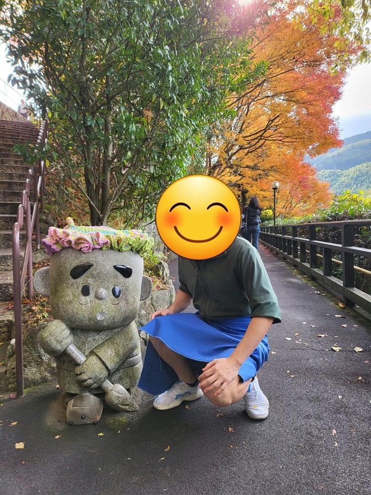 迷你裙進南藏院強制圍布 柏青嫂網美坦承無知急滅火