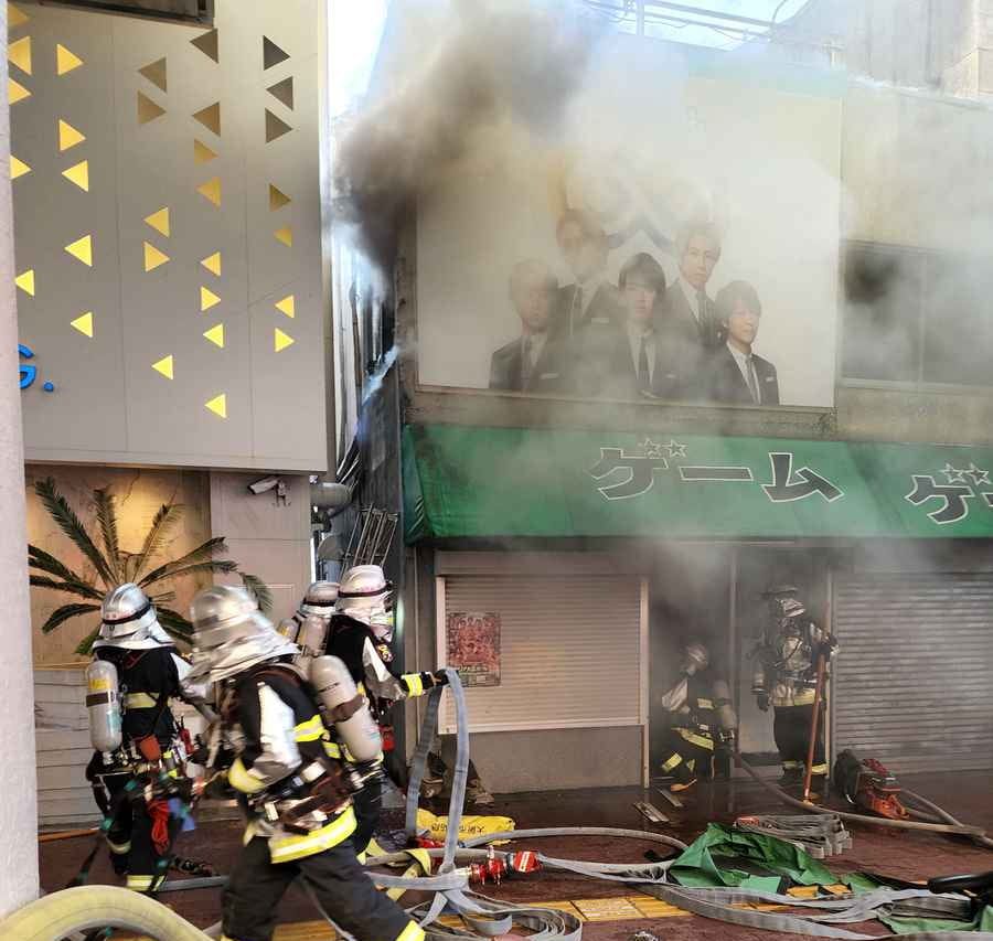 通天閣旁懷舊電子遊樂場大火 玩家痛心：絕版機台毀了