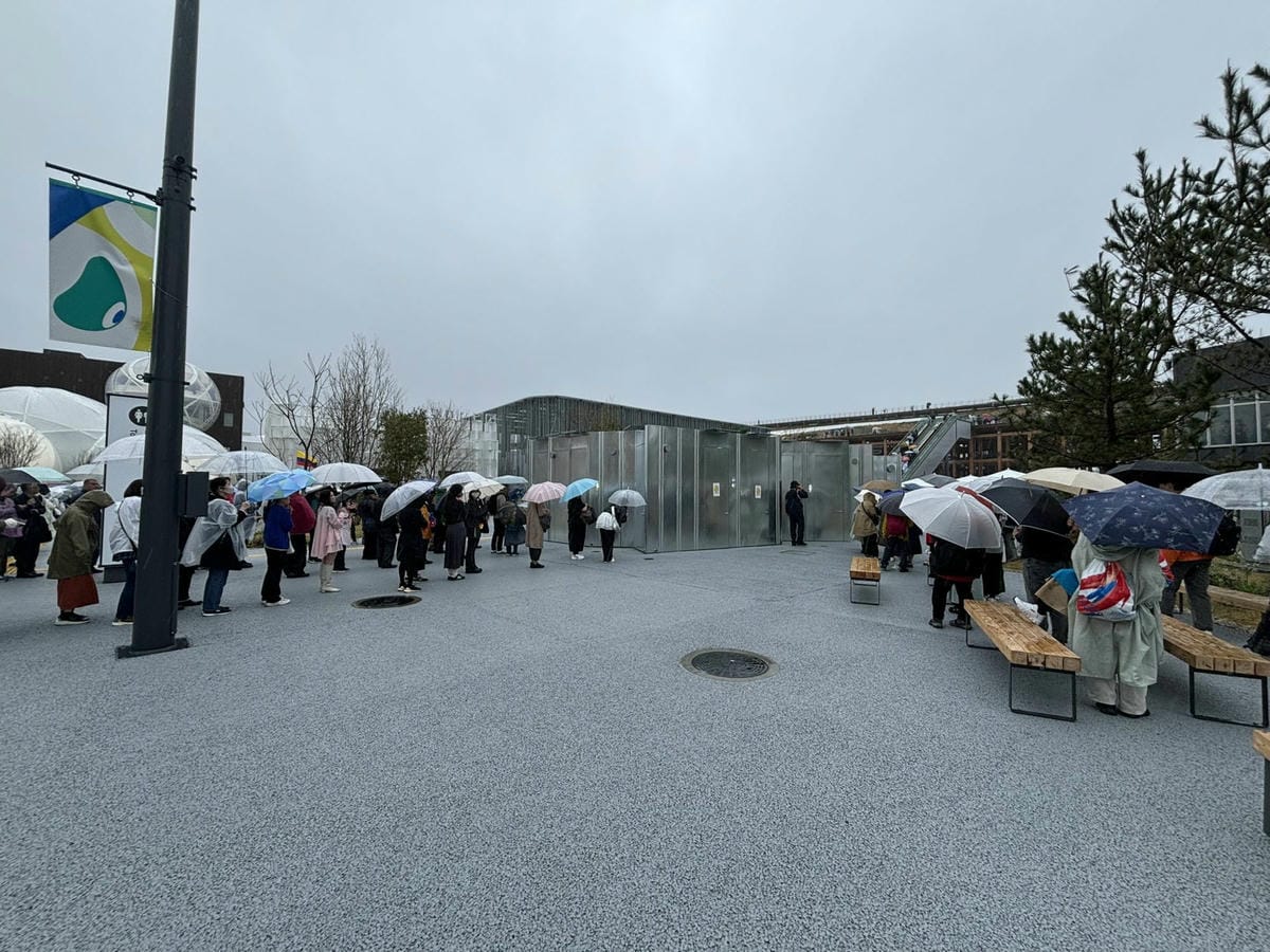 「不同出入口、抽象提示燈」世博廁所超雷設計頻損壞