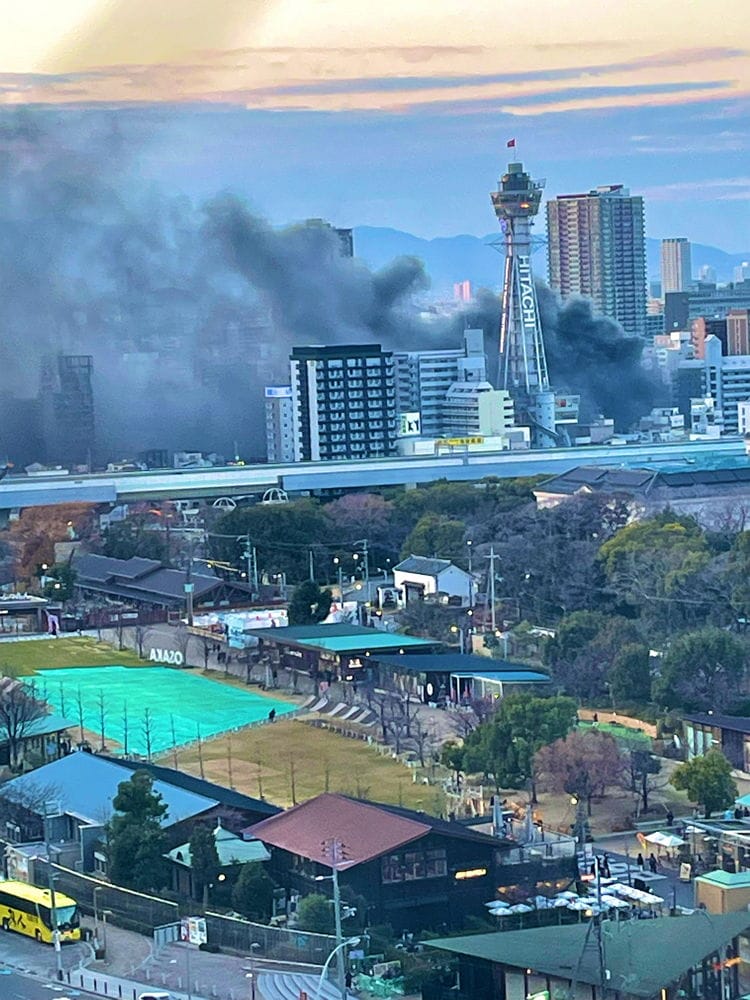 通天閣旁懷舊電子遊樂場大火 玩家痛心：絕版機台毀了