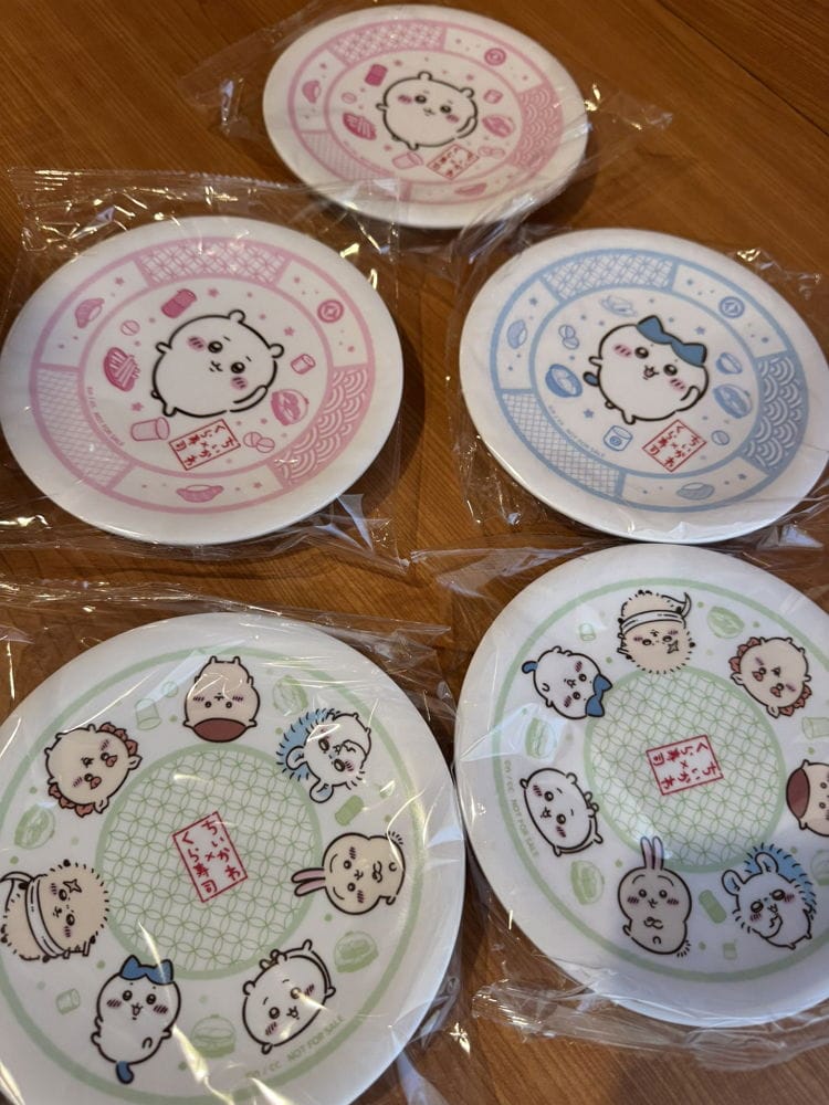 吉伊卡哇聯名藏壽司搶瘋了 滿2500送盤子首日排長龍 - 第56張圖 吉伊卡哇聯名藏壽司搶瘋了 滿2500送盤子首日排長龍