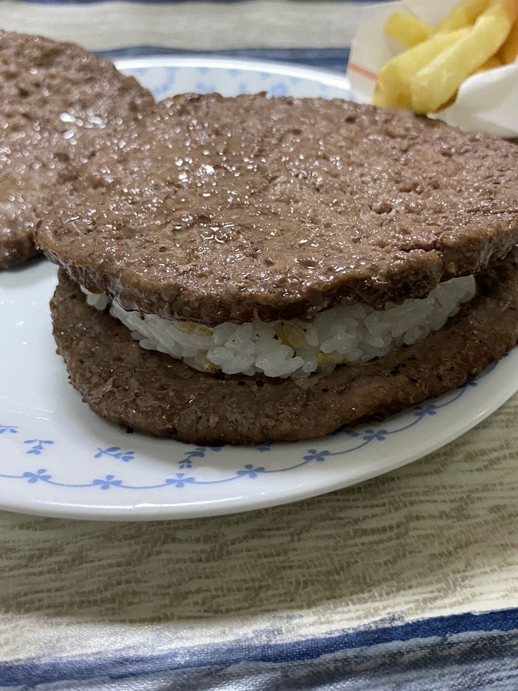 日漢堡王火烤牛肉排回歸 限時2週單點可加醬配米飯 - 第56張圖 日漢堡王火烤牛肉排回歸 限時2週單點可加醬配米飯