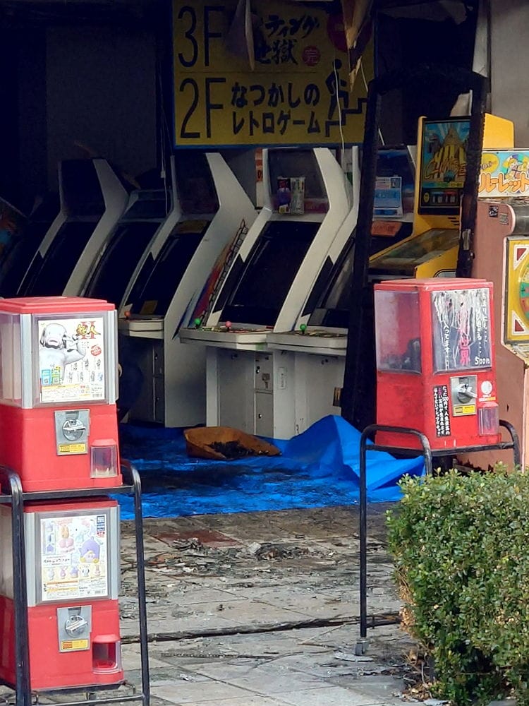通天閣旁懷舊電子遊樂場大火 玩家痛心：絕版機台毀了