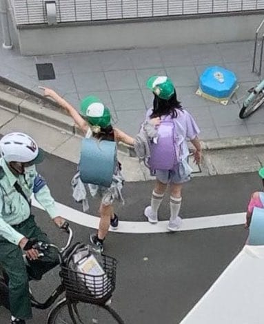 小學生上學路上公然拍片 AV女優、拍攝地點全遭挖出 - 第19張圖 小學生上學路上公然拍片 AV女優、拍攝地點全遭挖出