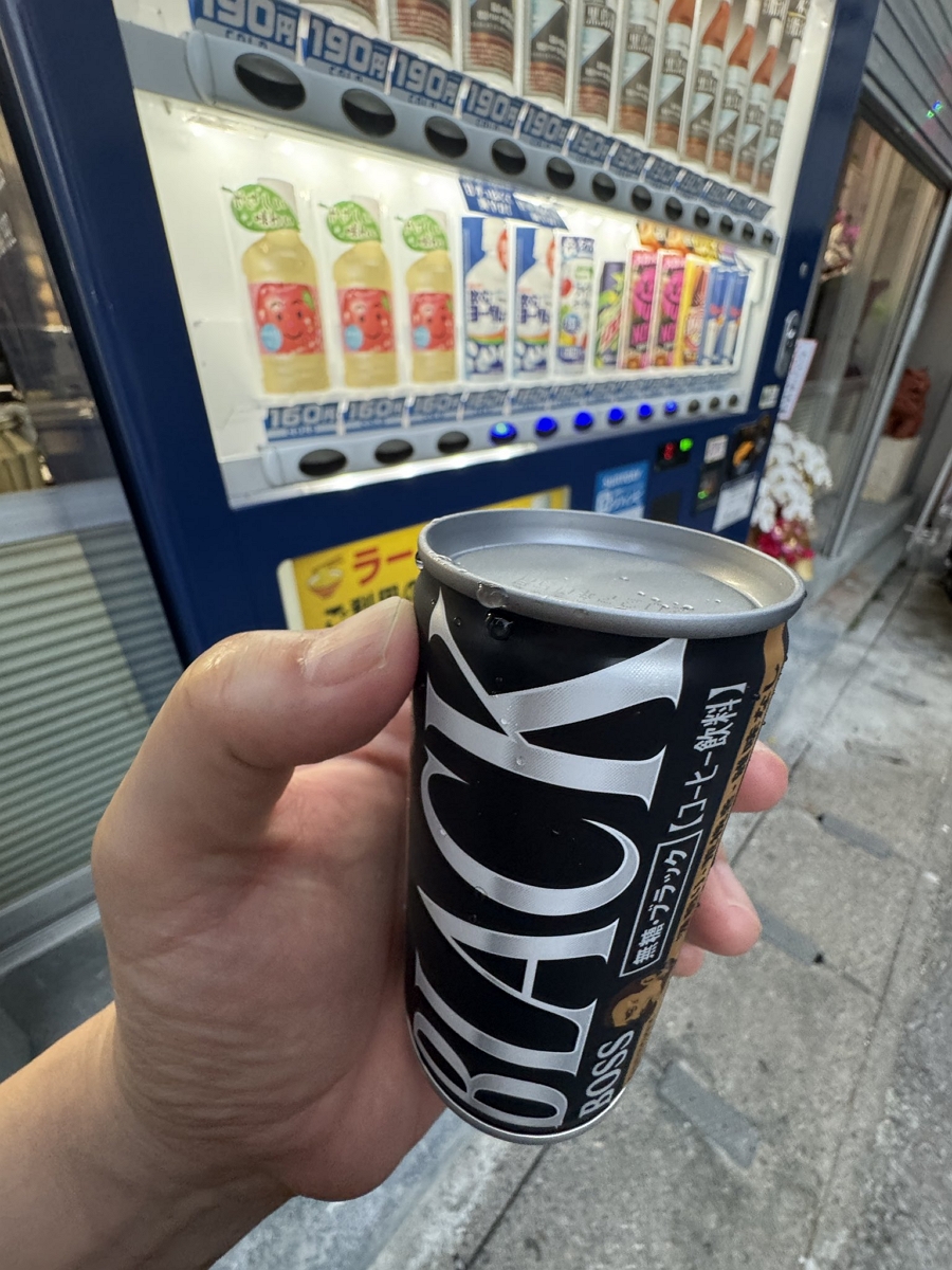 二郎拉麵進軍沖繩開在1家素食餐廳對面招來同情眼光