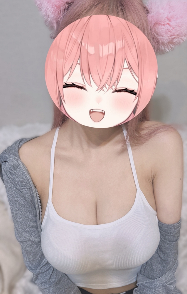色色畫師貼現實與2次元F杯比較圖掀起豪乳自拍潮