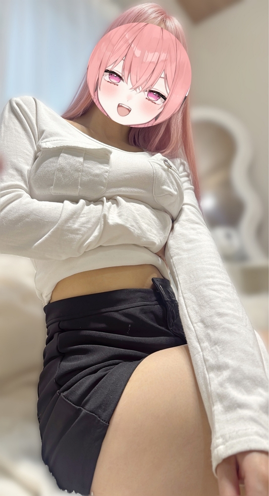 色色畫師貼現實與2次元F杯比較圖掀起豪乳自拍潮